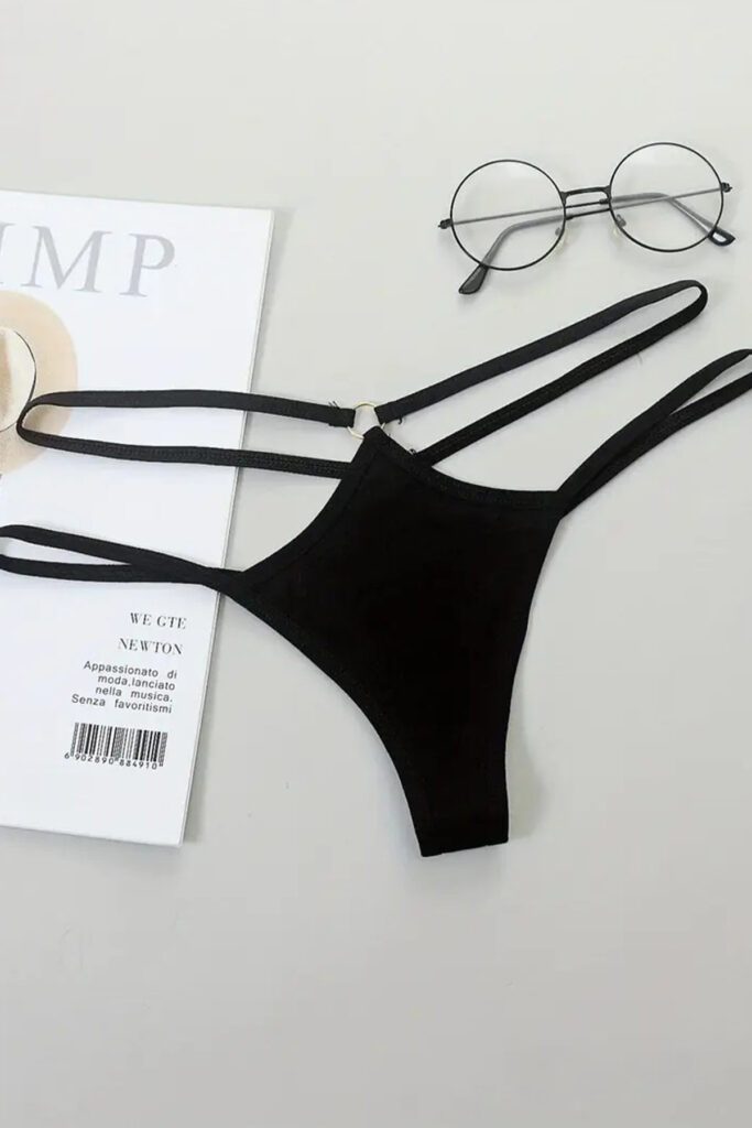 Deluxerie Sexy String Ebonie